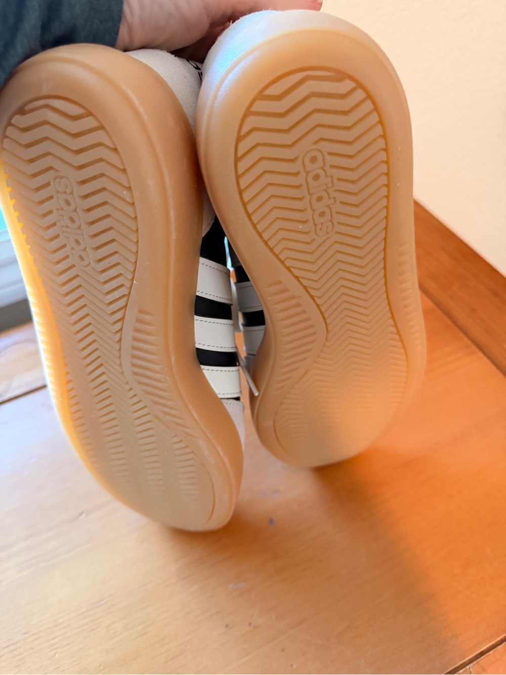 Adidas NWOT Barreda Decode Sneakers size 9 - Picture 4 of 8